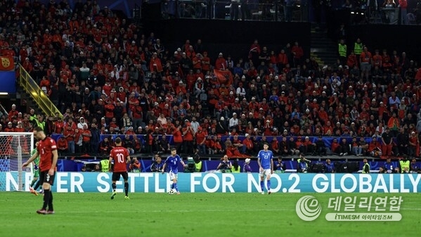 Hisense's "NEVER SETTLE FOR NO.2 GLOBALLY" slogan on the LED board in UEFA EURO 2024™