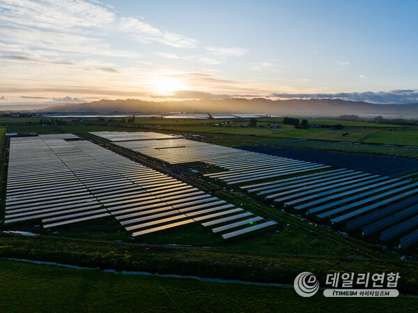 Trinasolar, a global leader in smart photovoltaic (PV) and energy storage solutions, is proud to announce the successful completion of the construction of the Rangitaiki Solar Farm, located the Bay of Plenty, New Zealand.