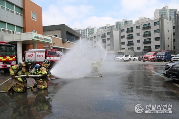 고층건물 화재대응역량 강화 훈련