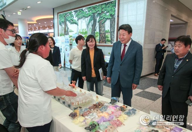 프리마켓 현장 사진