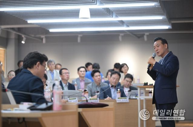 백성현 논산시장, “논산시와 건양대의 청사진을 그리다”