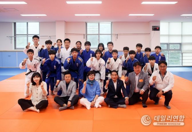 당진시의회, 제76회 충청남도체육대회 당진시 선수단 격려