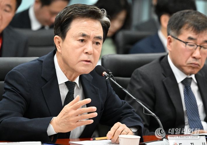 김태흠 지사 실국원장회의