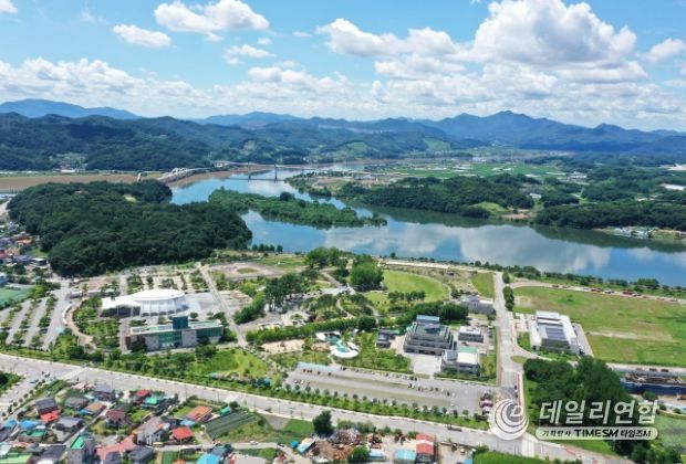 개성이 어우러지는 조화로운 충주 탄금공원 미래 설계