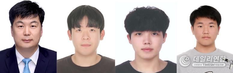 경상국립대학교 해양토목공학과 이우동 교수와 3학년 원현, 안병기, 강현준 학생(왼쪽부터)